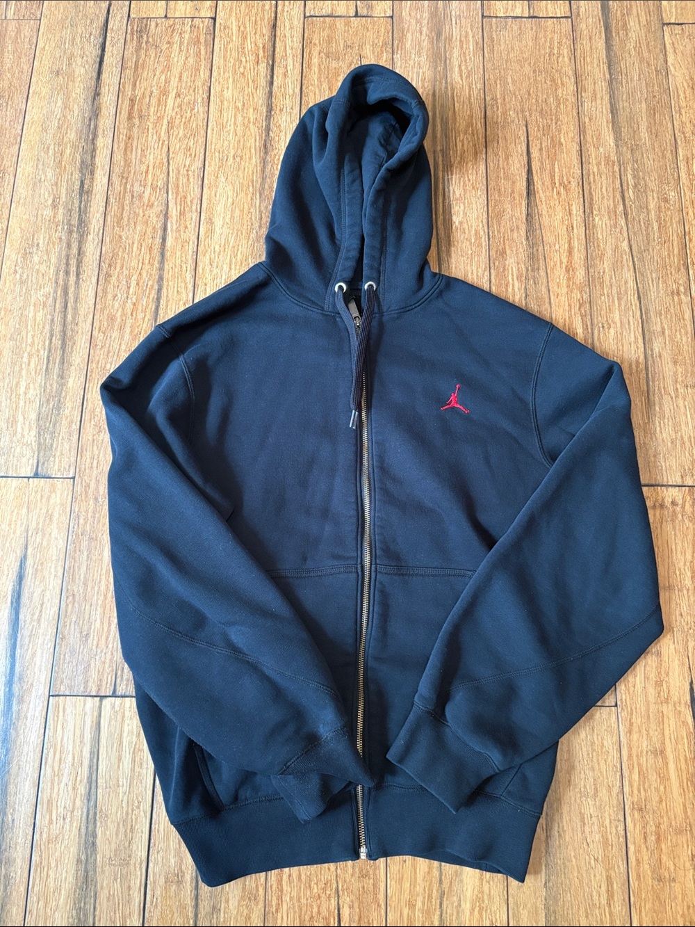🏀Air Jordan Medium Black Red Hoodie Sweatshirt Nike Men’s - Picture 2 of 7